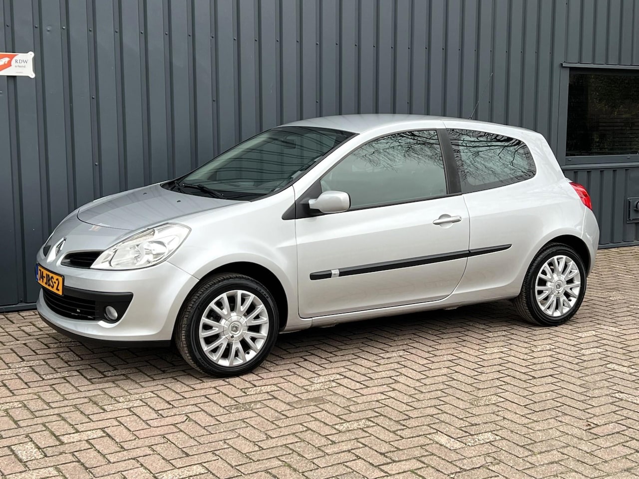 Renault Clio - 1.2-16V Collection 1E EIGENAAR!/NL.AUTO!/40.399 KM!/NAP!/ - AutoWereld.nl