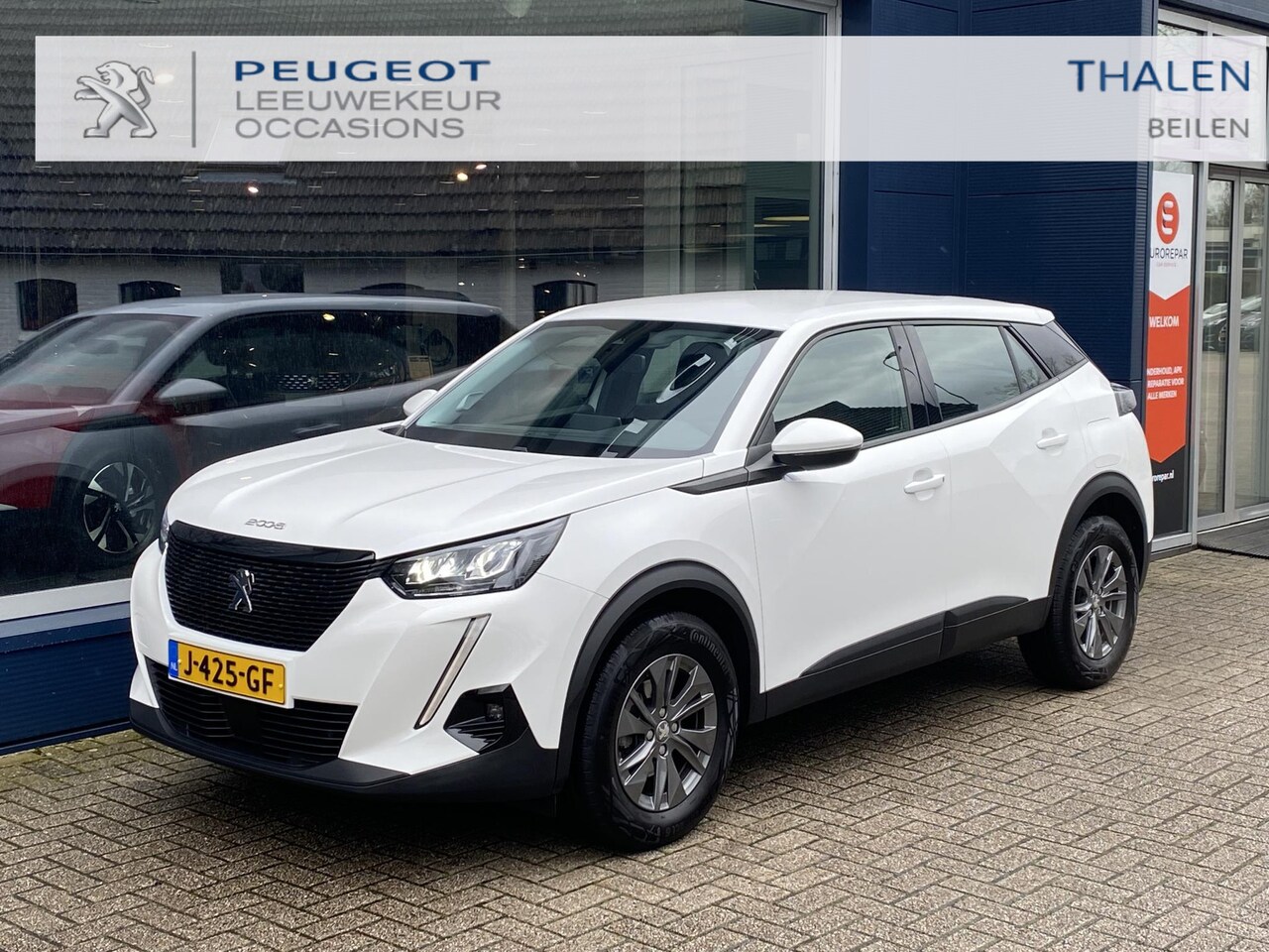 Peugeot 2008 - 1.2 Turbo 130 PK 6-Bak | Lichtmetaal | Parkeercamera | LED verlichting | Stoelverwarming | - AutoWereld.nl