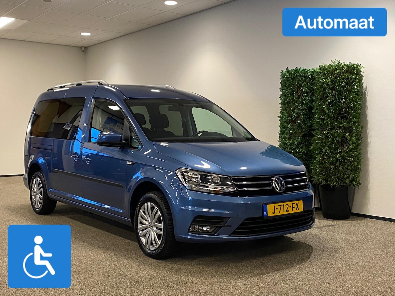 Volkswagen Caddy Maxi - Rolstoelauto Automaat 5+1 - AutoWereld.nl