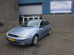 Ford Focus - 1.6-16V Futura