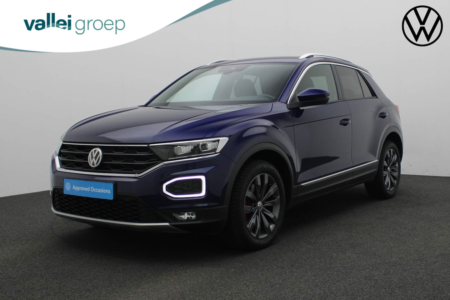 Volkswagen T-Roc - 1.5 TSI 150PK DSG Sport | Camera | Navi | Stoelverwarming | ACC | Sportonderstel - AutoWereld.nl