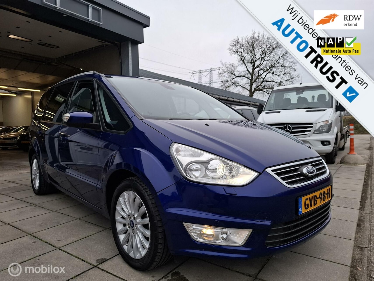 Ford Galaxy - 1.6 SCTi Platinum/alle opties!!/12 mnd garantie - AutoWereld.nl