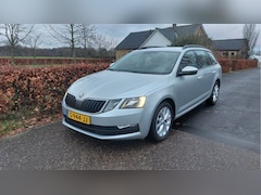 Skoda Octavia Combi - 1.0 TSI Greentech Business Edition ECC/NAVI BJ 2019