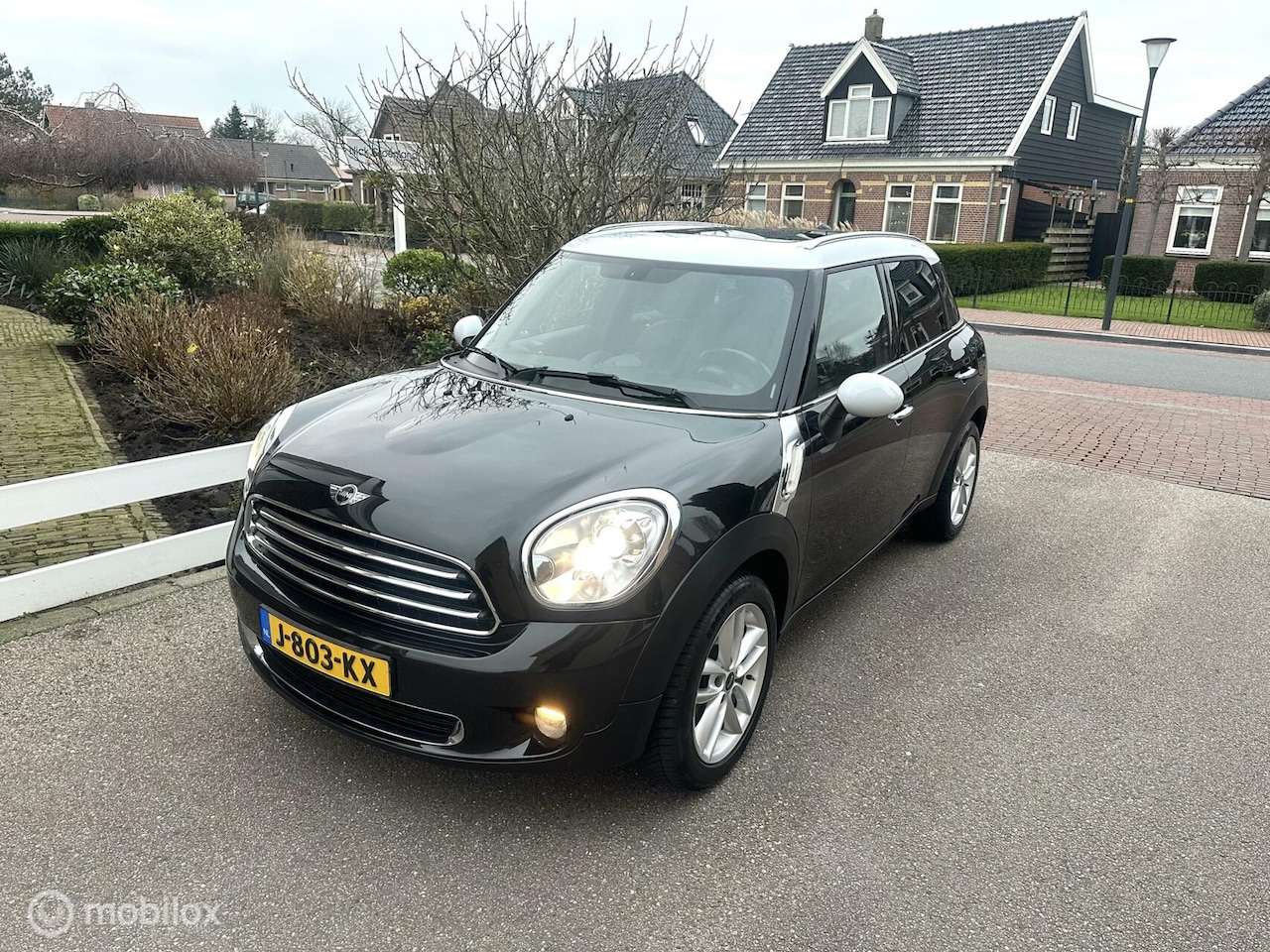 MINI Countryman - 1.6 Cooper PANORAMADAK CLIMATE CONTROLE STOELVERWARMING NAVIGATIE NETTE AUTO!! - AutoWereld.nl