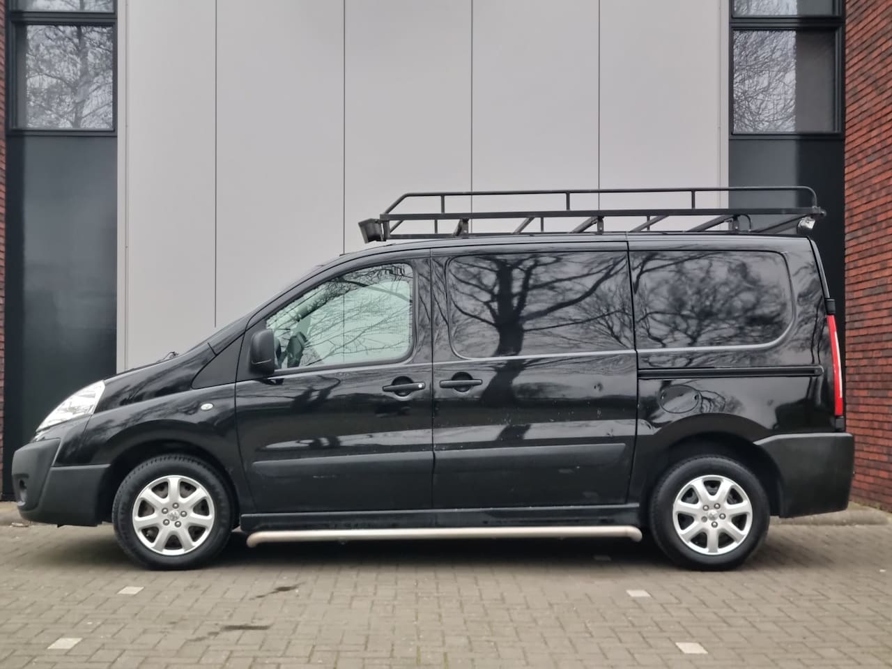 Peugeot Expert - 227 2.0 HDI L1H1 Navteq 2 / 1e eigenaar! / trekhaak / airco / - AutoWereld.nl