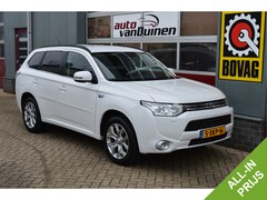 Mitsubishi Outlander - 2.0 PHEV Executive Edition O.a: Afn. Haak, Camera, DAB, Clima, Cruise, Navi, Etc. All-in p