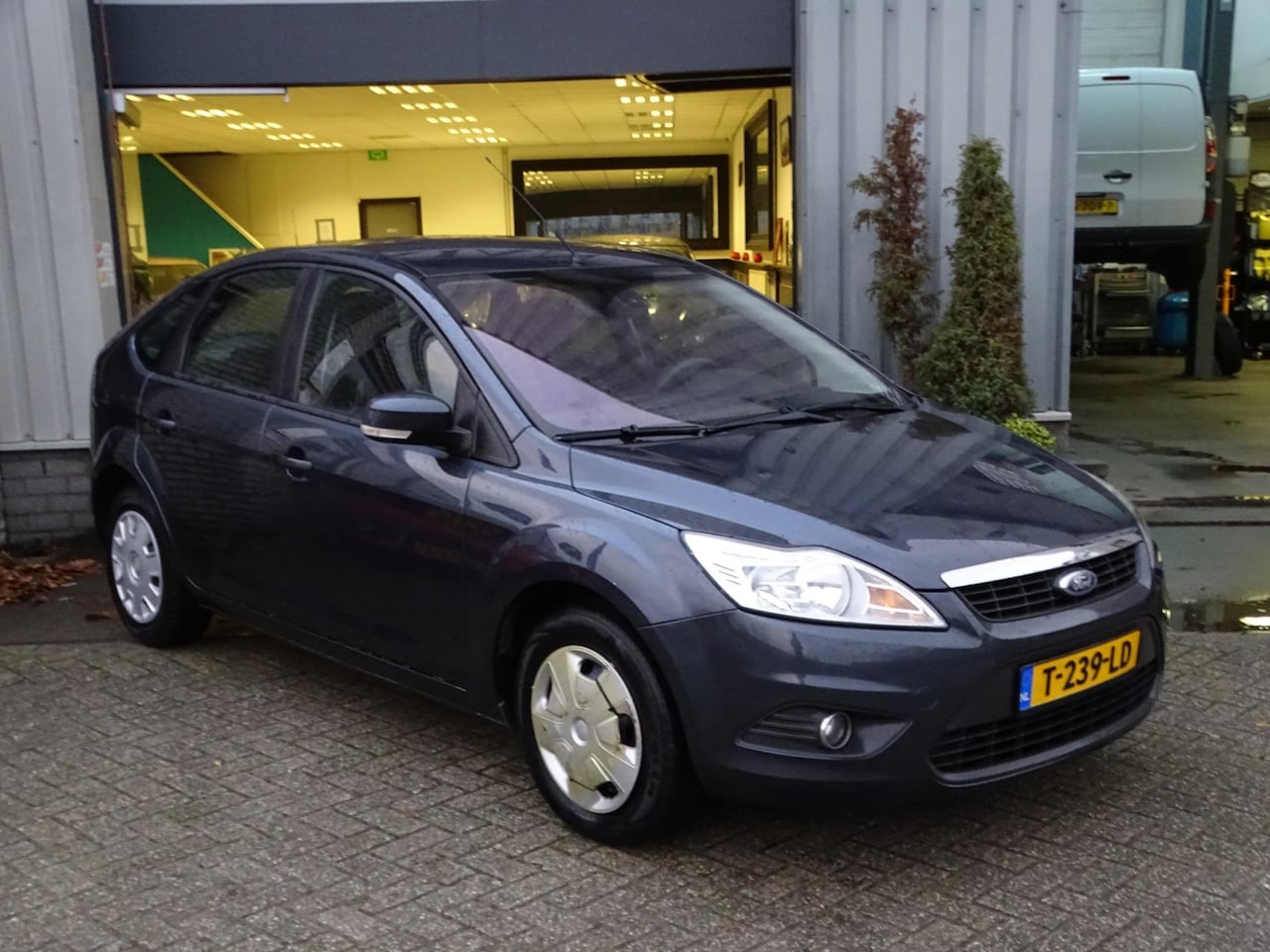 Ford Focus - 1.6 Trend|Airco|Lage stand - AutoWereld.nl