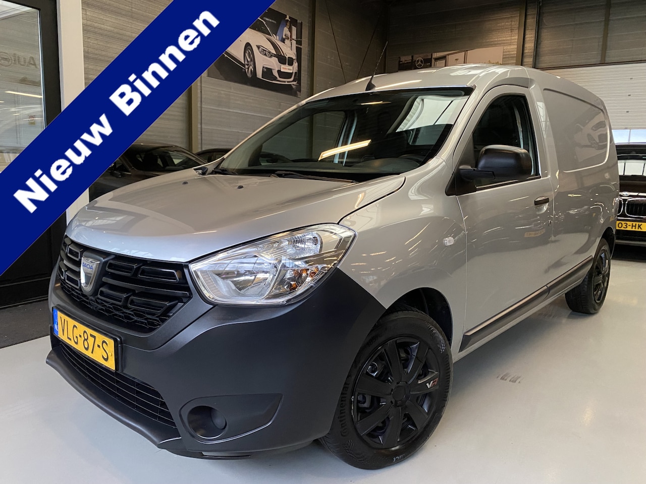 Dacia Dokker - 1.5 Blue dCi 75 Essential Airco, Navi, Applecarplay - AutoWereld.nl