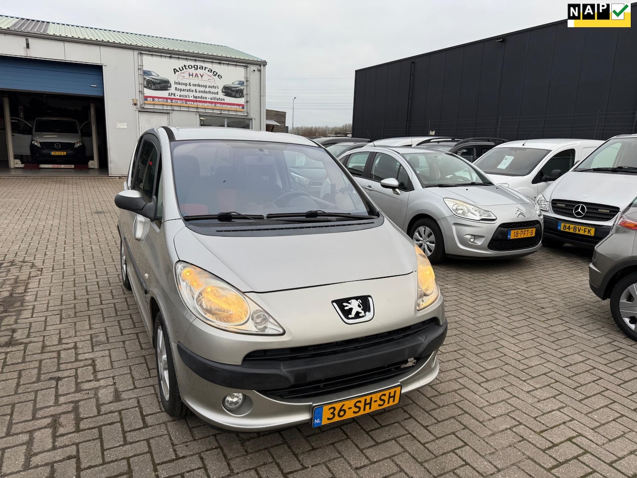 Peugeot 1007 - 1.4 Gentry|Automaat|Airco|Apk 09-2025 - AutoWereld.nl