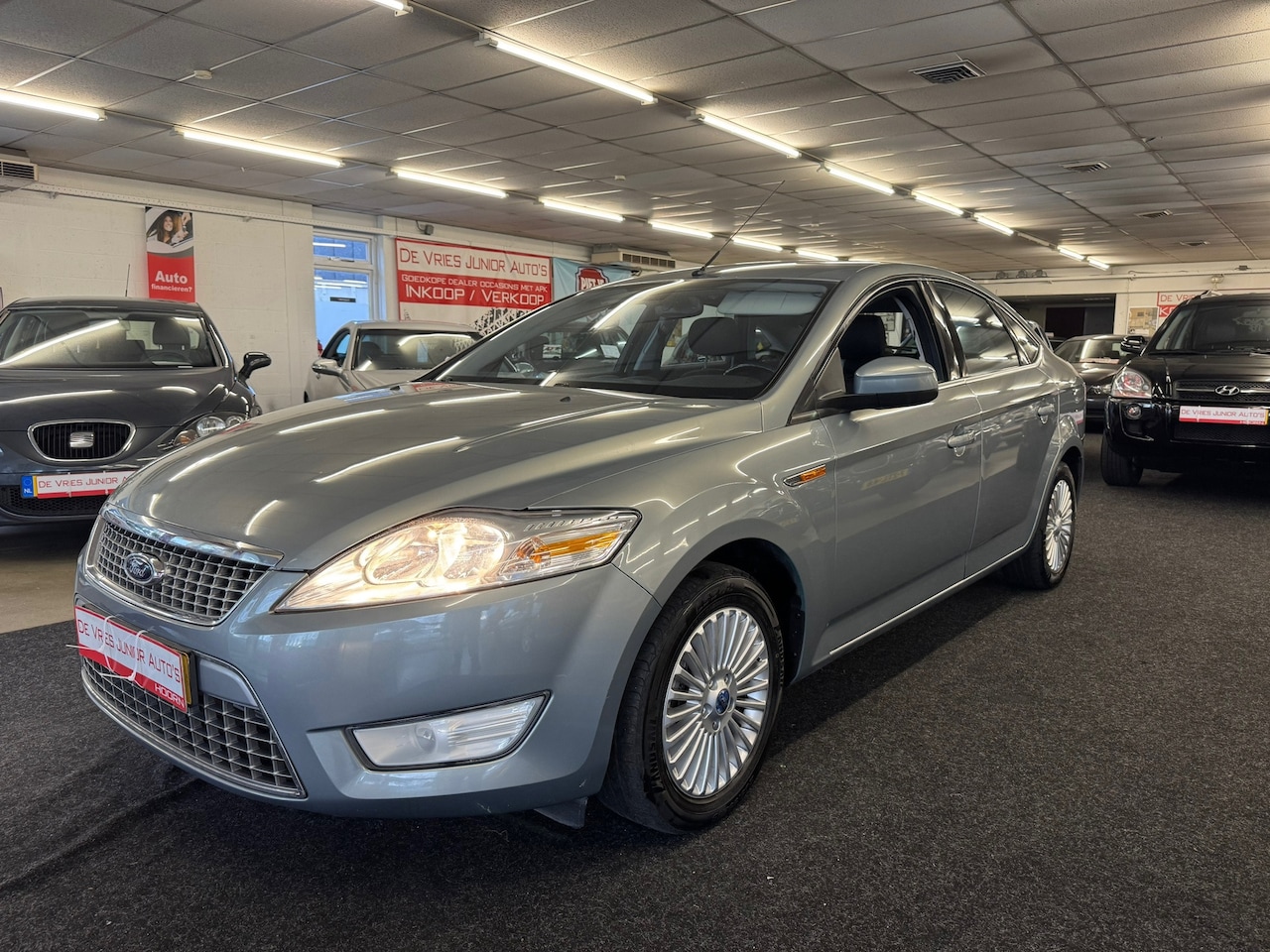 Ford Mondeo - 1.6-16V Titanium. Cruise/climate, nwe distributie+wp, dealer onderhouder en meer! - AutoWereld.nl