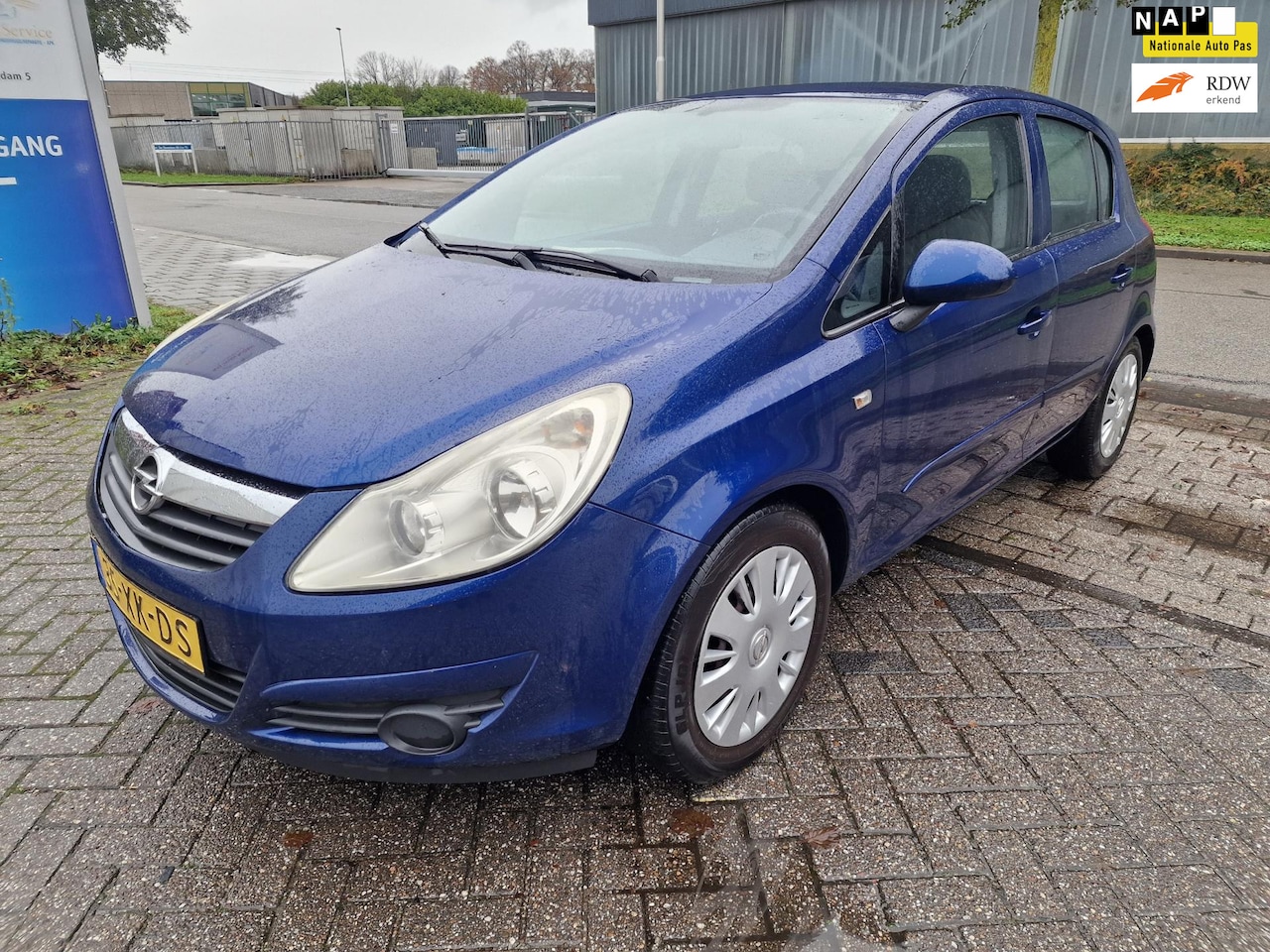 Opel Corsa - 1.2-16V Business 1.2-16V Business< Nieuwe Apk, Nap, Goed onderhouden, Inruil mogelijk. - AutoWereld.nl