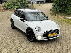 MINI Cooper - 1.5 Cooper Business Edition 1.5i 136pk 5DRS - Steptronic - Apple CarPlay - DAB - PDC - Alarm - Cruise Control