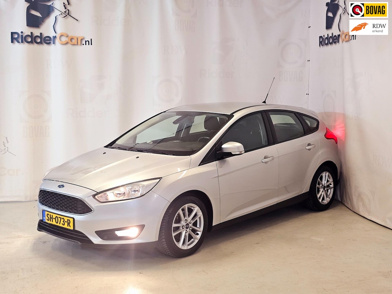 Ford Focus - 1.6 TI-VCT Titanium|GARANTIE|AUTOMAAT|TREKHAAK|CRUISE|BLUETOOTH - AutoWereld.nl