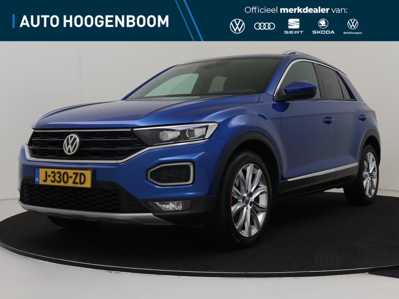 Volkswagen T-Roc - 1.5 TSI Sport | Trekhaak | Navigatie | Adaptieve cruise control | Digital cockpit | CarPla - AutoWereld.nl