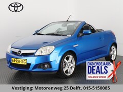 Opel Tigra TwinTop - 1.4-16V Cosmo CABRIOLET .AIRCO .ELEKTRISHE RAMEN .LICHTMETALEN VELGEN