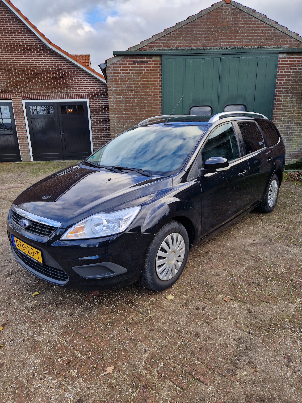 Ford Focus Wagon - 1.6 Comfort - AutoWereld.nl