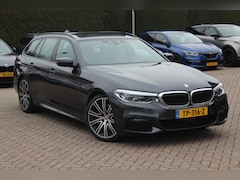 BMW 5-serie Touring - 530i High Exe. M Sport / Trekhaak / Panoramadak / 360Camera / Head-up / 20'' / Luchtvering