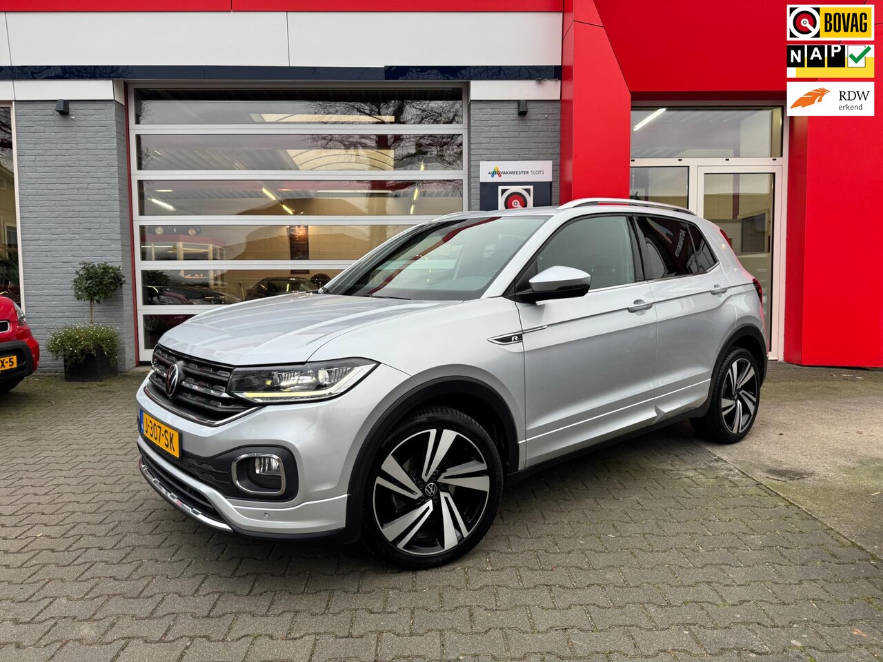 Volkswagen T-Cross - 1.0 TSI Style Business R 1.0 TSI Style Business R - AutoWereld.nl