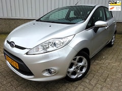 Ford Fiesta - 1.4 Titanium AUTOMAAT|NAP | Lage KM | ZEER Netjes