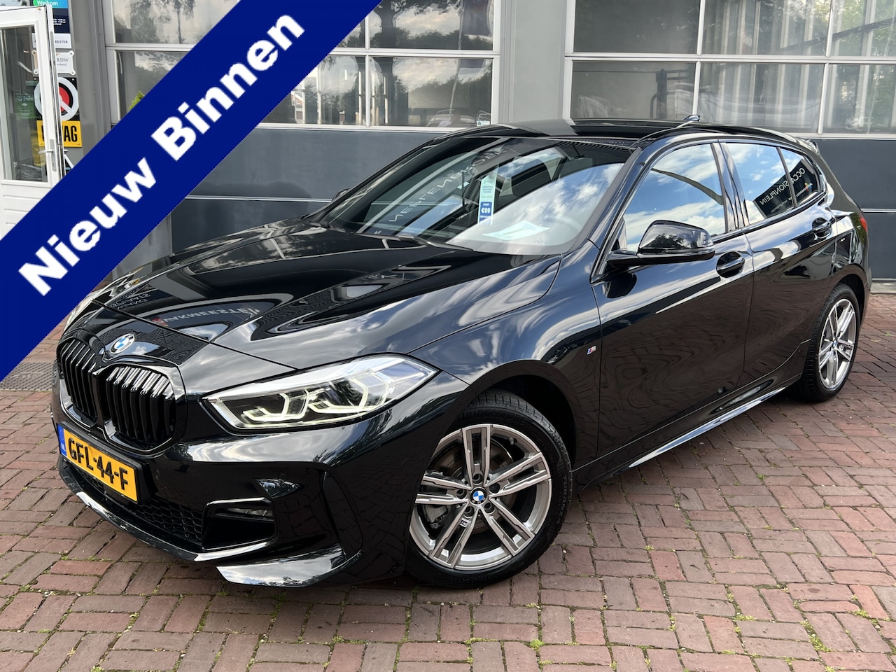 BMW 1-serie - 118i 5-deurs 118i High Executive M Sport 2024 km 4400 NIEUW !! - AutoWereld.nl