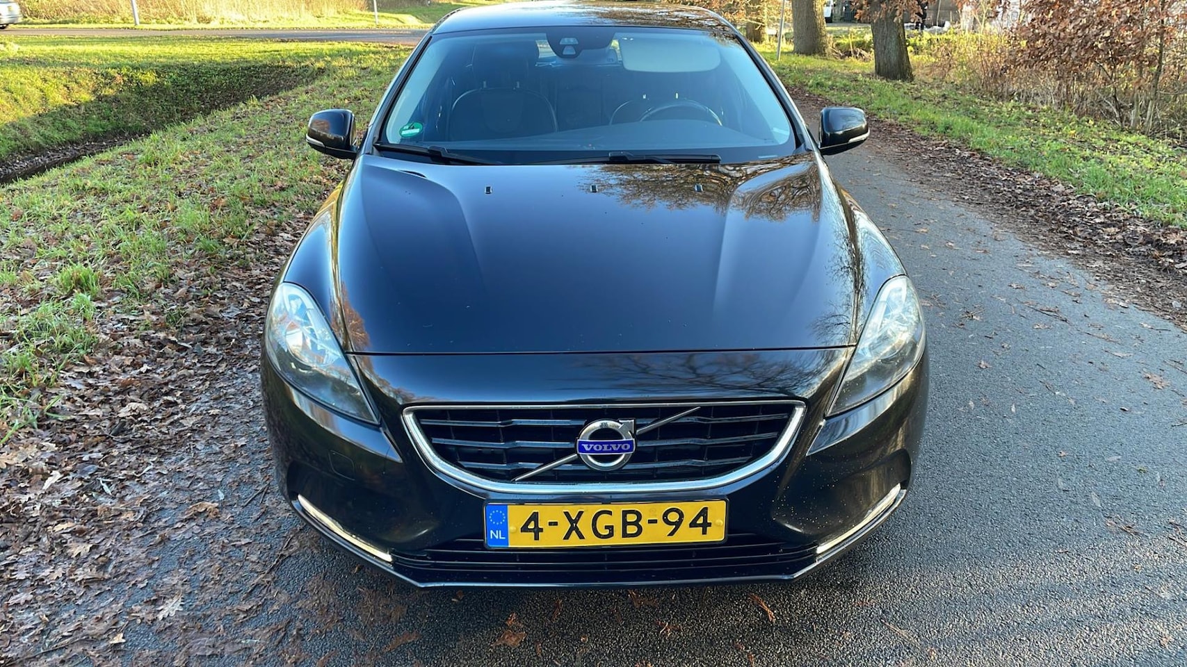 Volvo V40 - 2.0 D4 Summum Business 2.0 D4 Summum Business - AutoWereld.nl