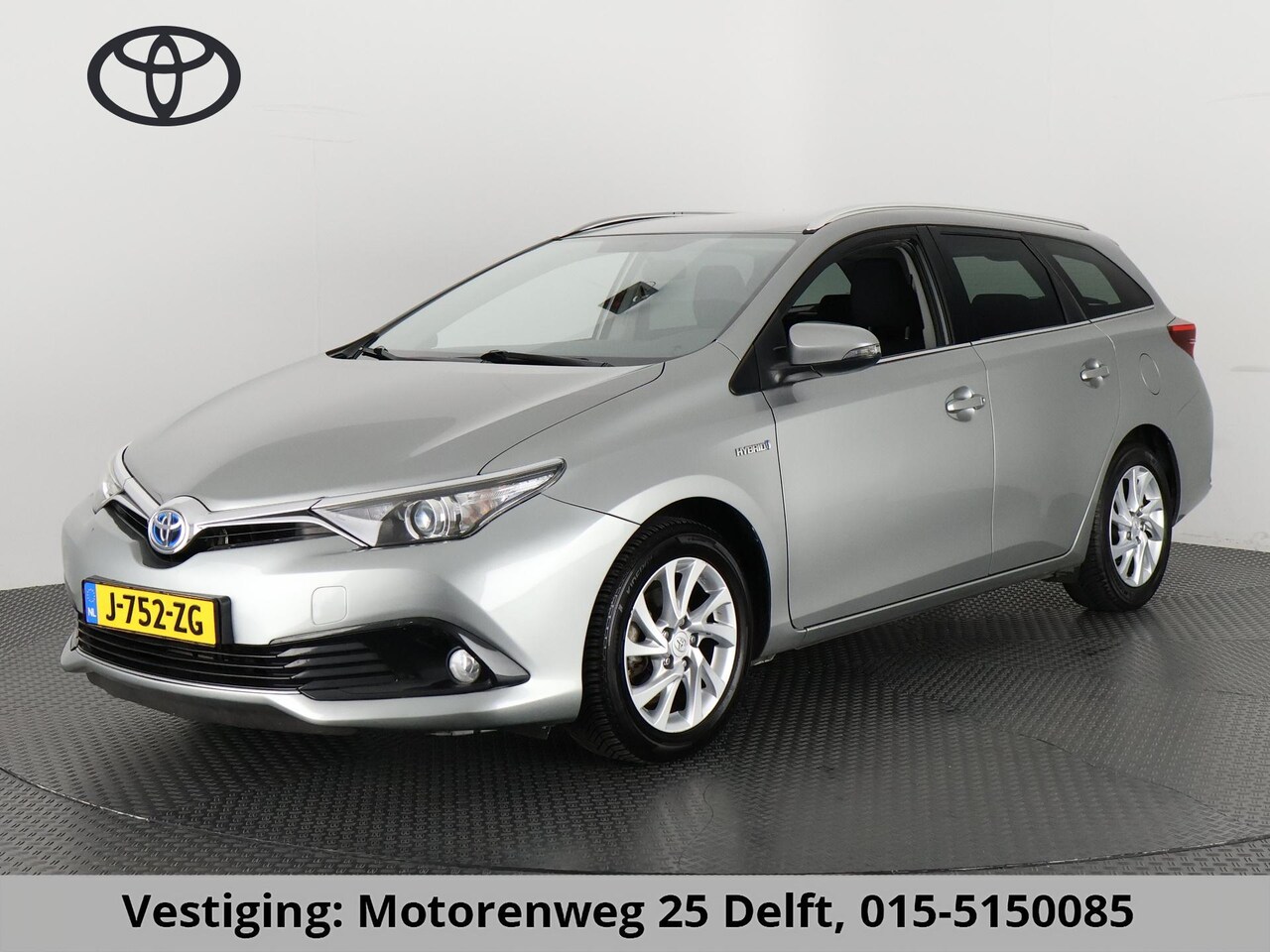 Toyota Auris Touring Sports - 1.8 HYBRID DYNAMIC -PACK AUTOMAAT NAVI.CAMERA.100% OH. GARANTIE TOT 9-2026* - AutoWereld.nl