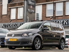 Volkswagen Touran - 1.4 TSI Comfortline 7p. PANO LEDER 17 INCH STOELVERW PDC 146000KM