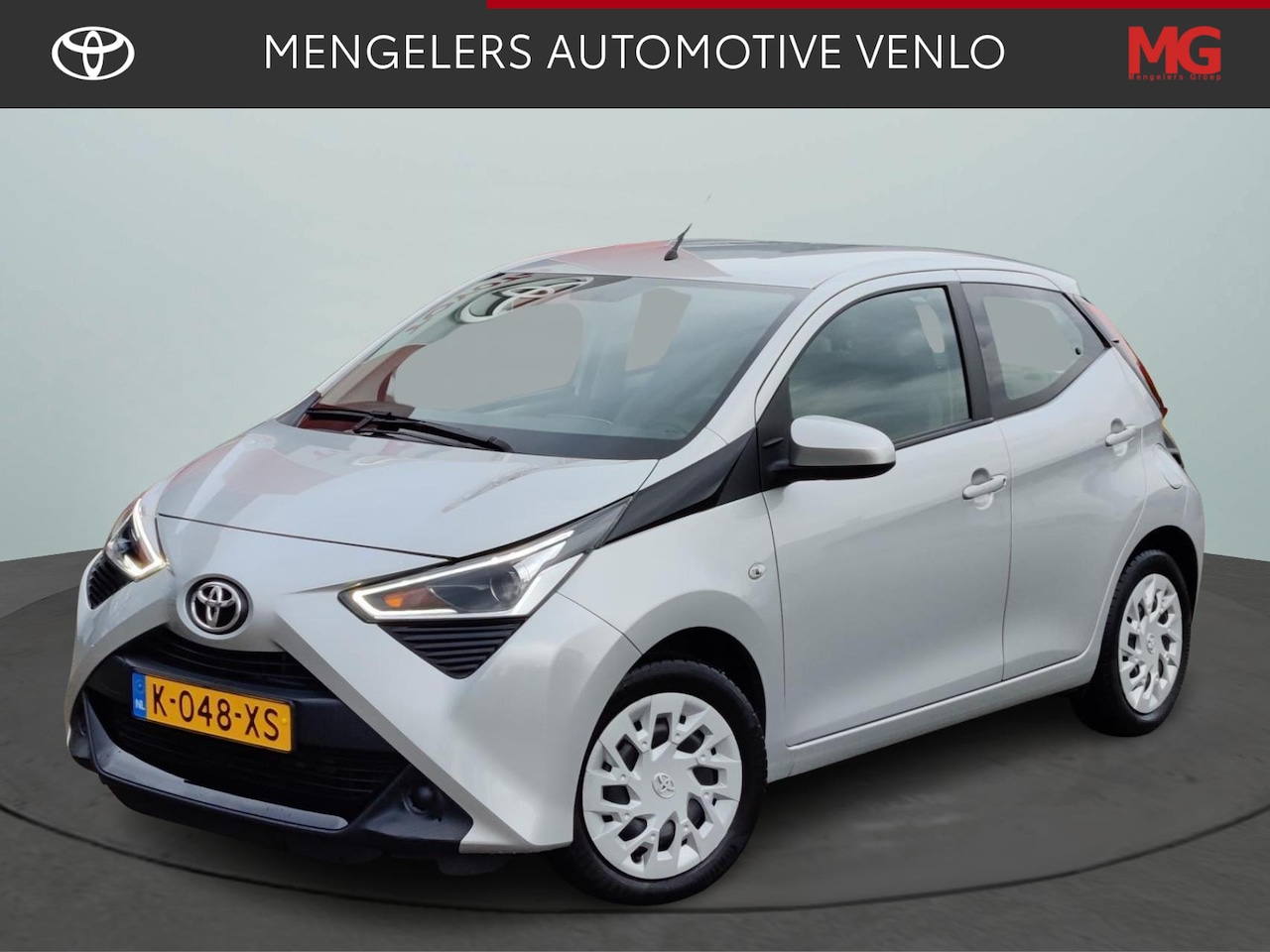 Toyota Aygo - 1.0 VVT-i x-play Airco / Camera / AndroidAuto & AppleCarplay - AutoWereld.nl