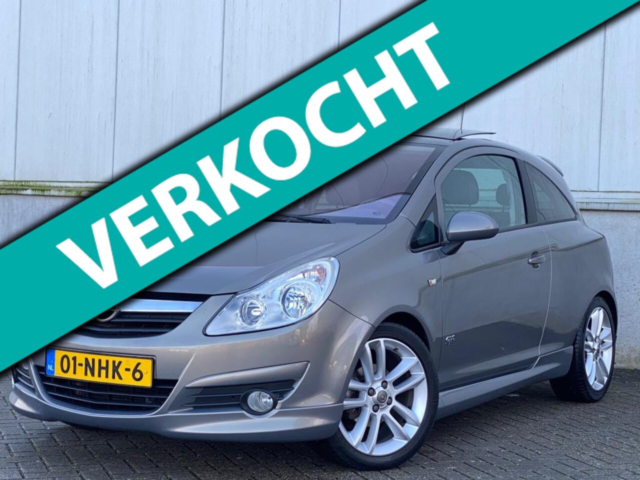 Opel Corsa - 1.4-16V NAP I AIRCO I OPC LINE I APK I PANORAMA OPENDAK I LMV I NETTE AUTO - AutoWereld.nl