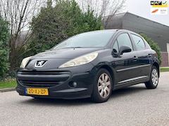 Peugeot 207 - 1.4-16V Color-line 5DR*Airco*18-04-2025 APK*NAP*LM velgen