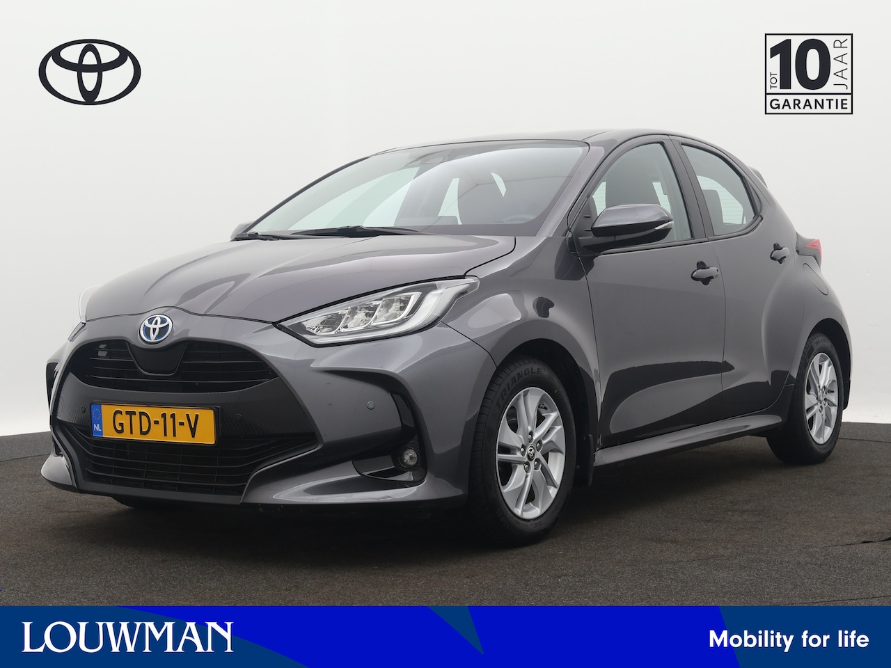 Toyota Yaris - 1.5 Hybrid Active Limited | Camera | Climate Control | Stoelverwarming | LM velgen | Parke - AutoWereld.nl