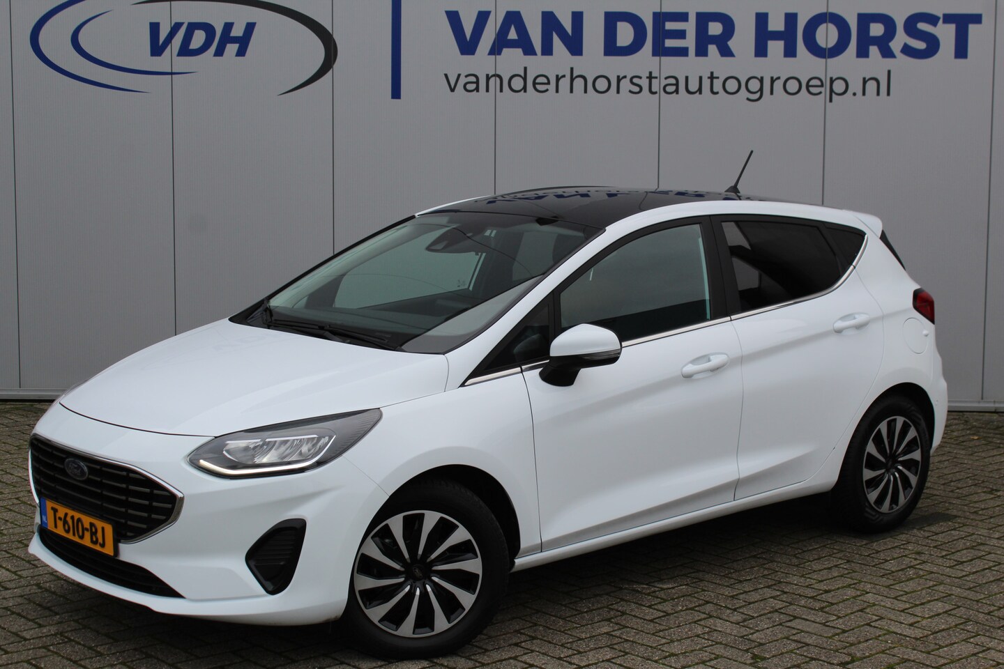 Ford Fiesta - 1.0-125pk EcoBoost Titanium. Leuke sportieve Ford Fiesta ! Volautm. airco, stoel-, stuur- - AutoWereld.nl