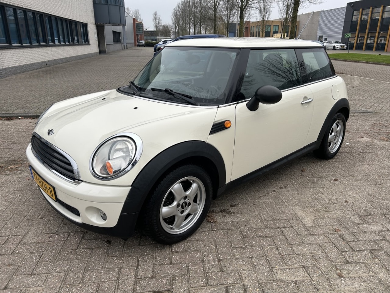 MINI One - Mini 1.4 NETTE AUTO / NAP! - AutoWereld.nl