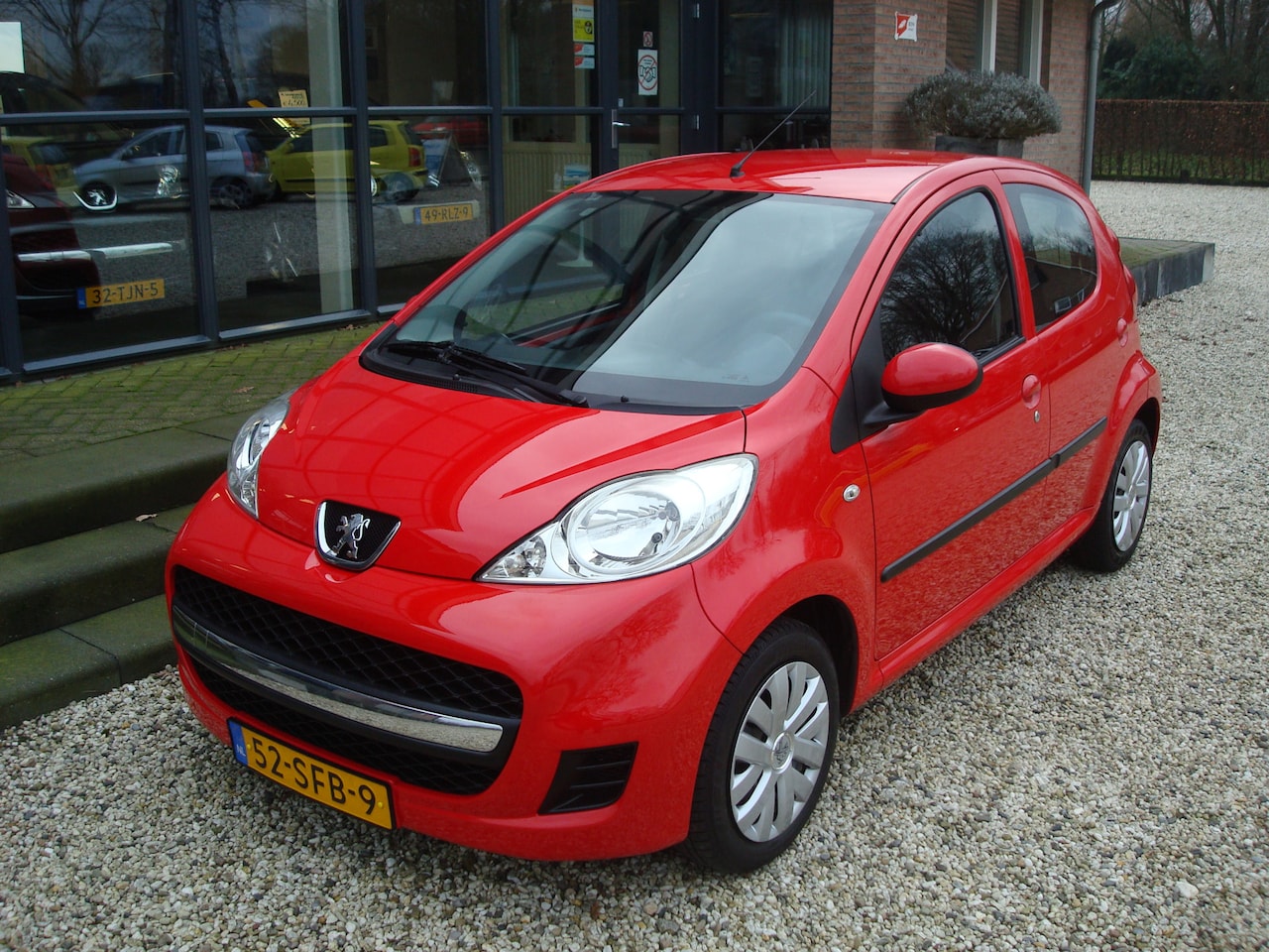 Peugeot 107 - 1.0-12V XS 1.0-12V XS - AutoWereld.nl