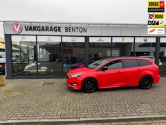 Ford Focus Wagon - 1.5 Red Edition