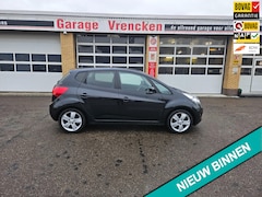 Kia Venga - 1.4 CVVT Fuse Panoramadak /Navi/ Clima/ LMV