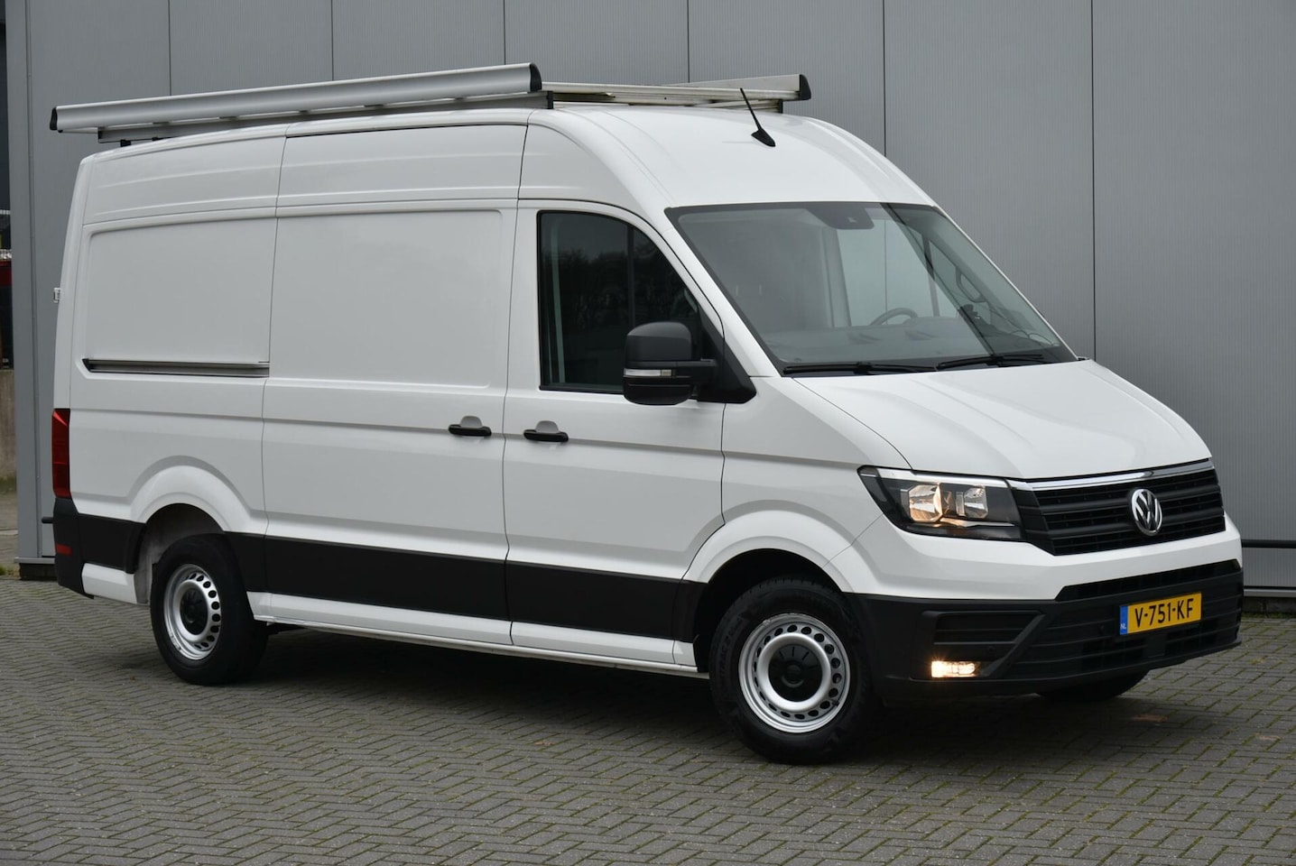 Volkswagen Crafter - Bestel 35 2.0 TDI L3H3 Highline - AutoWereld.nl