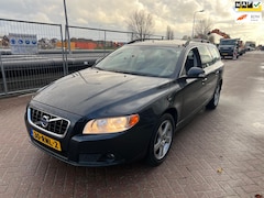 Volvo V70 - 1.6 T4 Momentum Lees Tekst Export