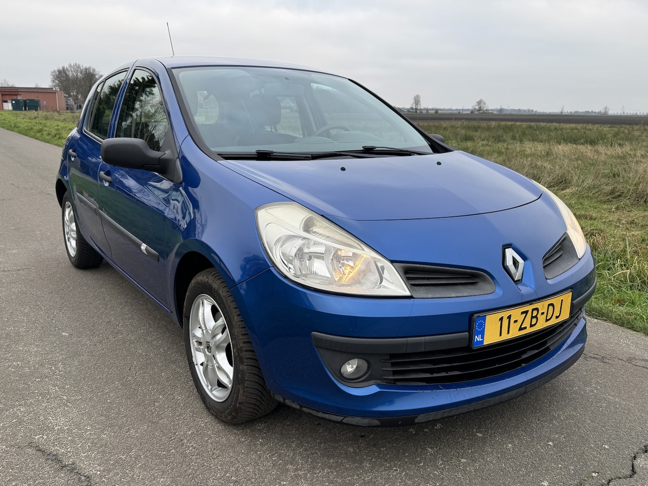 Renault Clio - 1.2 TCE Business Line Airco/5-Drs/101pk! - AutoWereld.nl