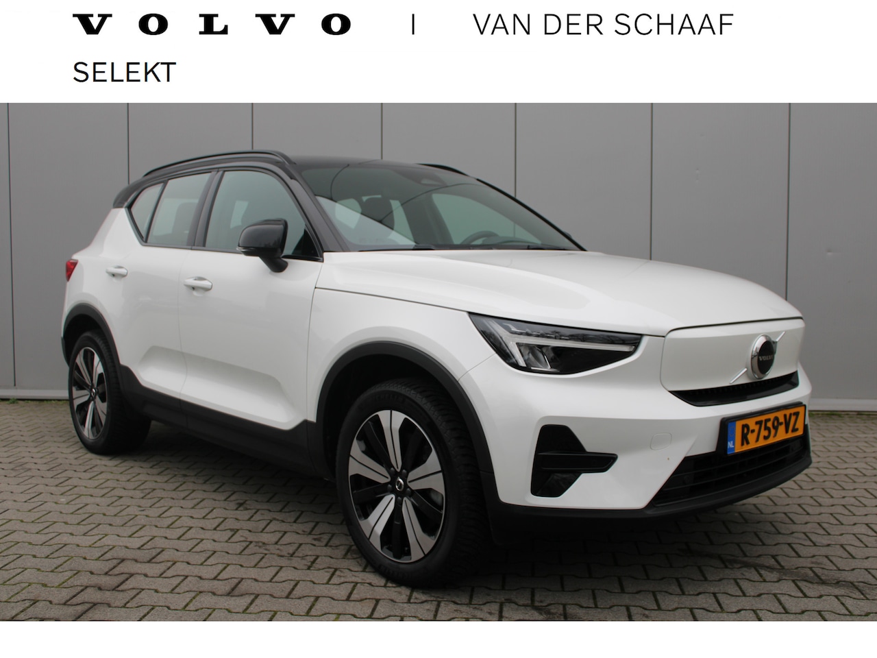 Volvo XC40 - Recharge Core 70 kWh | Trekhaak | Park Assist camera | Dealer onderhouden | - AutoWereld.nl