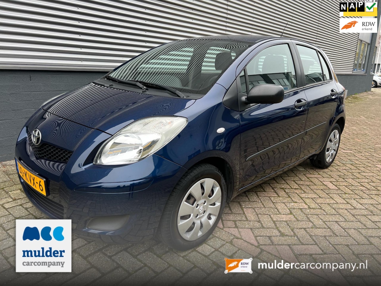 Toyota Yaris - 1.3 VVTi Comfort 5 Drs / Airco / 1e eigenaar / Dealer onderhouden / MCC / Gouda - AutoWereld.nl