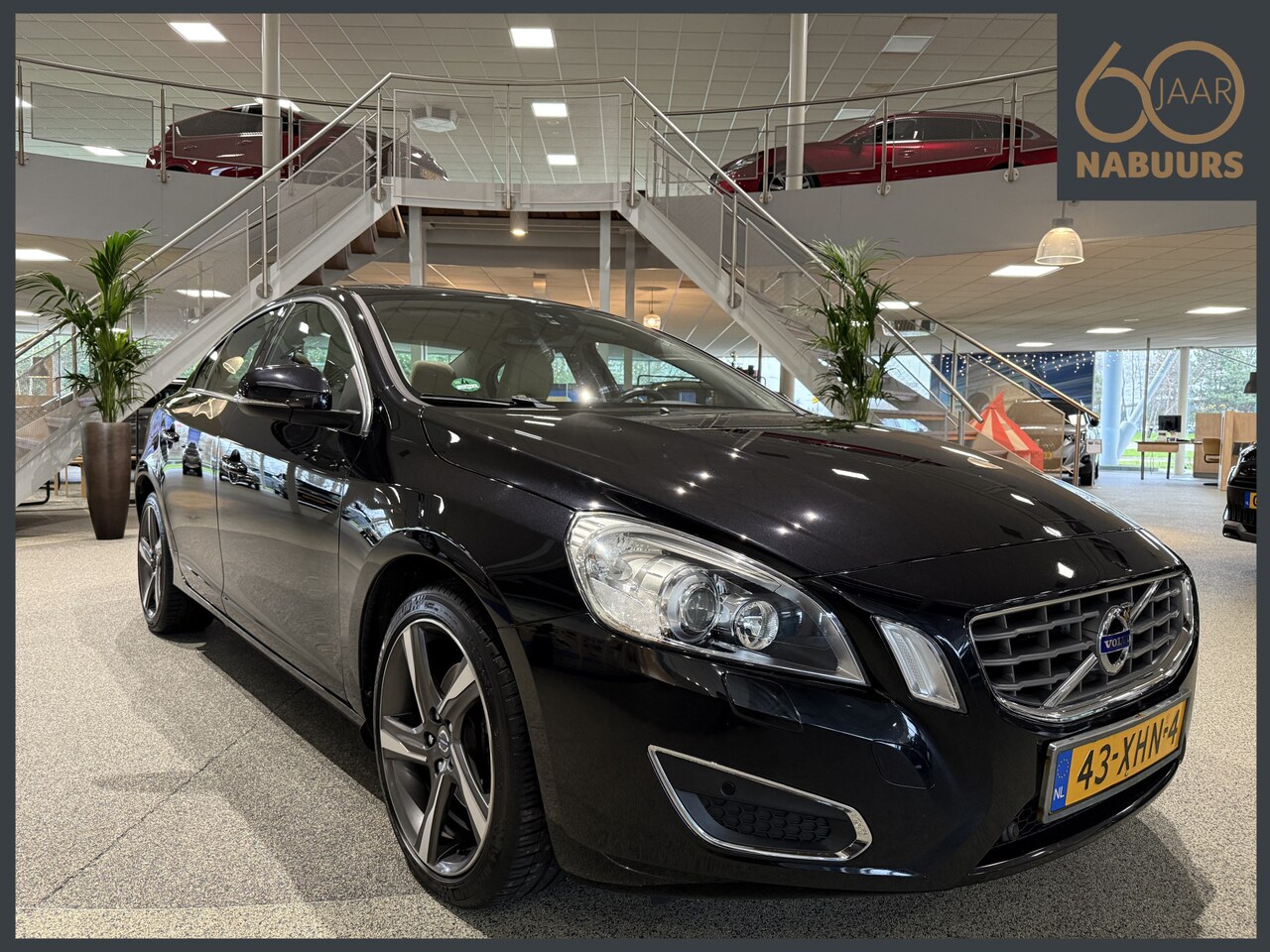 Volvo S60 - 1.6 T3 Summum 1.6 T3 Summum, NL auto, Trekhaak, Leder, Stoelverwarming - AutoWereld.nl