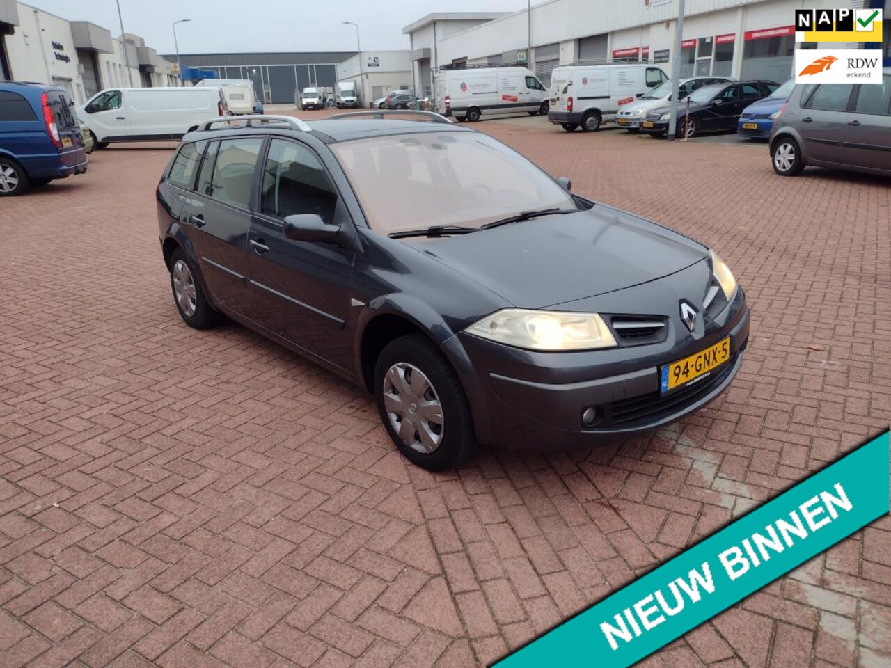 Renault Mégane Grand Tour - 1.6-16V Business Line MOOIE AUTO BEL 0619590613 APK 27-08-2025 - AutoWereld.nl