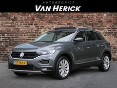 Volkswagen T-Roc - 1.5 TSI Sport | Virtual Cockpit | Schuif-Kanteldak | LED