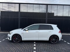 Volkswagen Golf - 2.0 TSI GTI Performance - 245PK - STANDKACHEL - PANORAMADAK - VIRTUAL COCKPIT