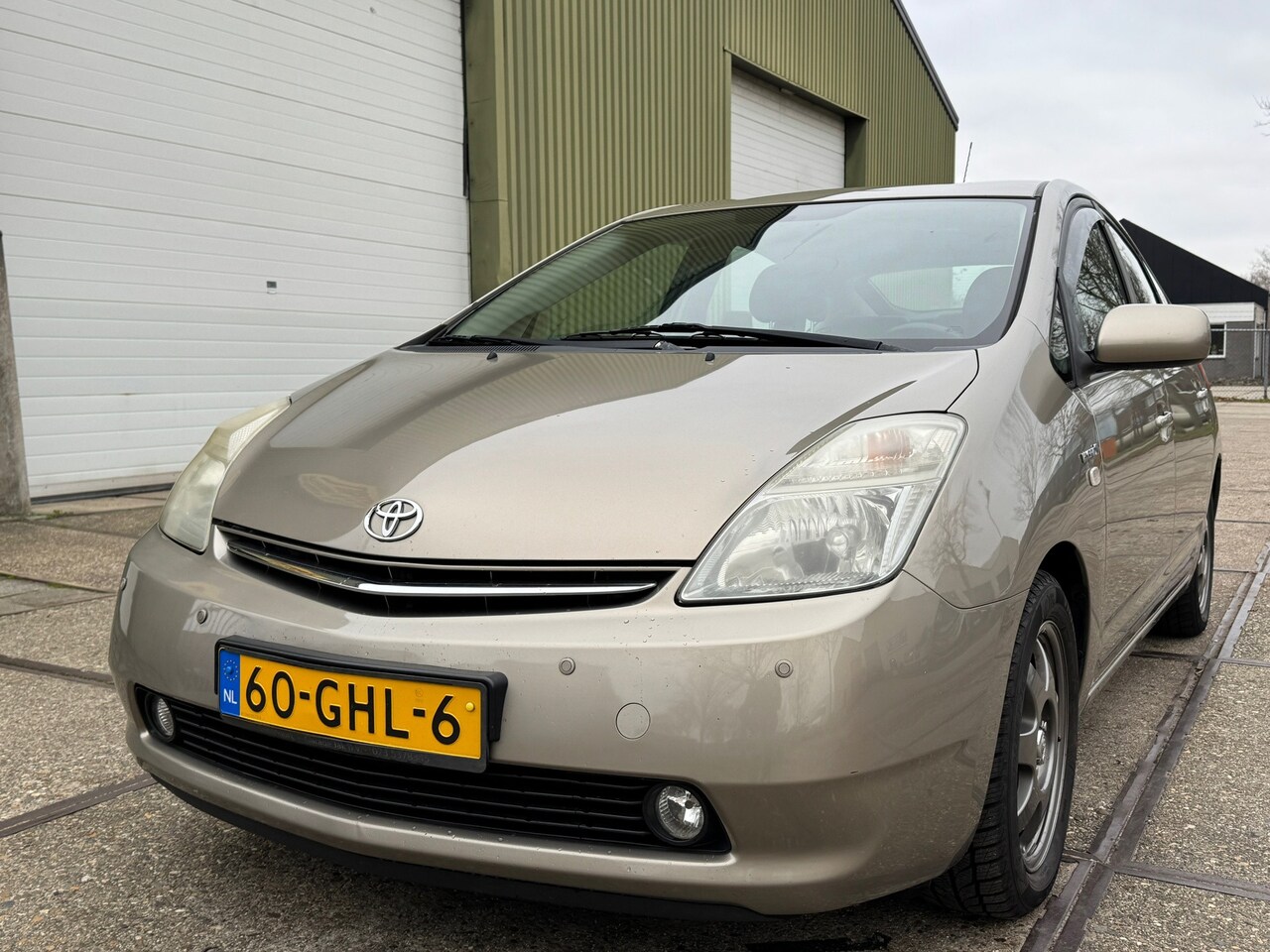 Toyota Prius - 1.5 VVT-i Business Edition 1.5 VVT-i Business Edition - AutoWereld.nl