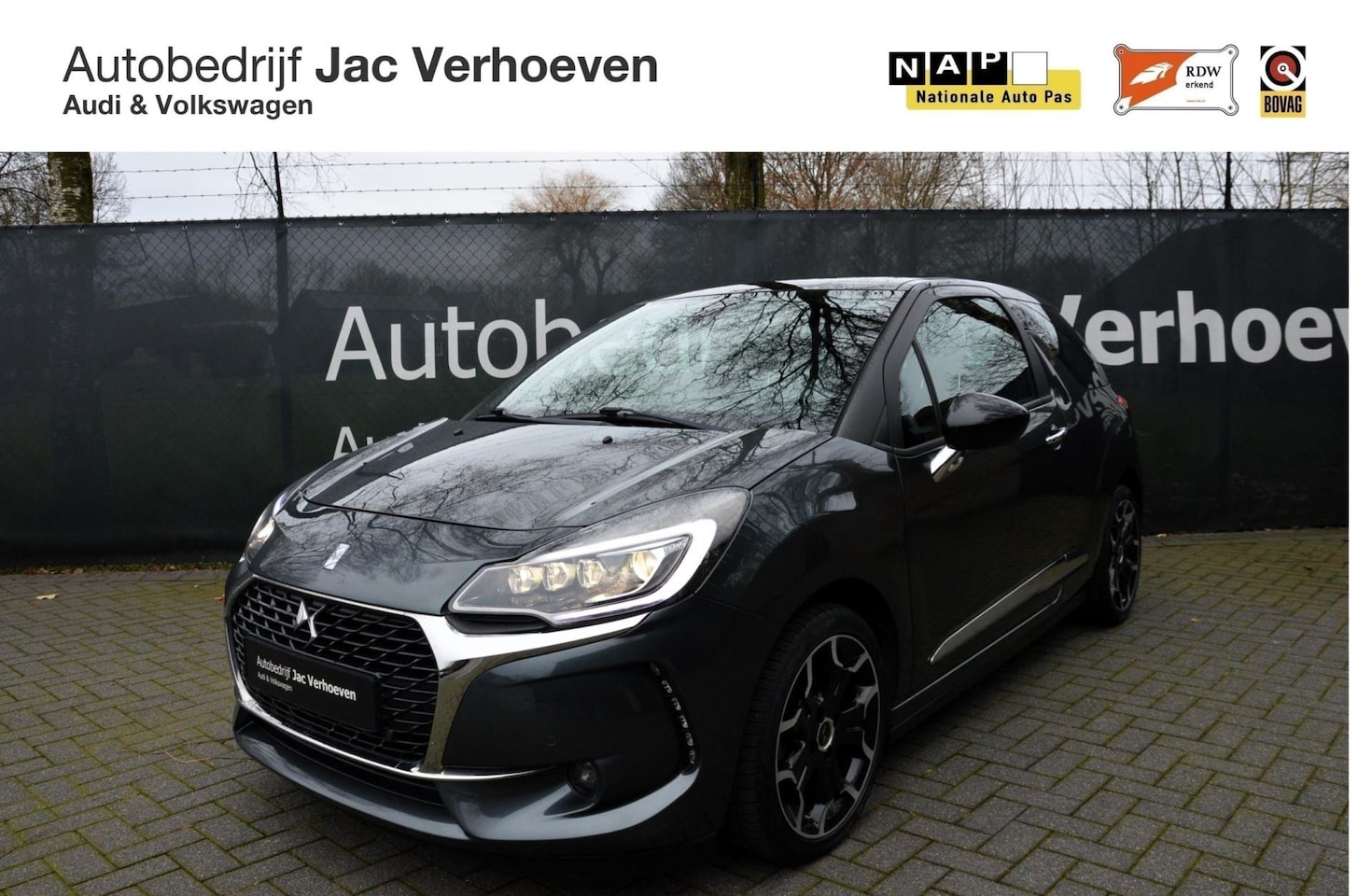 DS 3 - 1.2 PureTech |So Chic|Full Map Navi|Climate Control| Zwart Dak|Automaat| - AutoWereld.nl