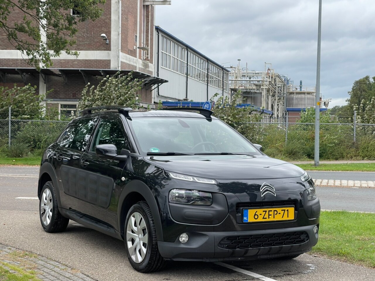 Citroën C4 Cactus - 1.2 VTi Feel | APK 11-2025| NAV | Camera | Parkeersensoren | Cruise Control - AutoWereld.nl