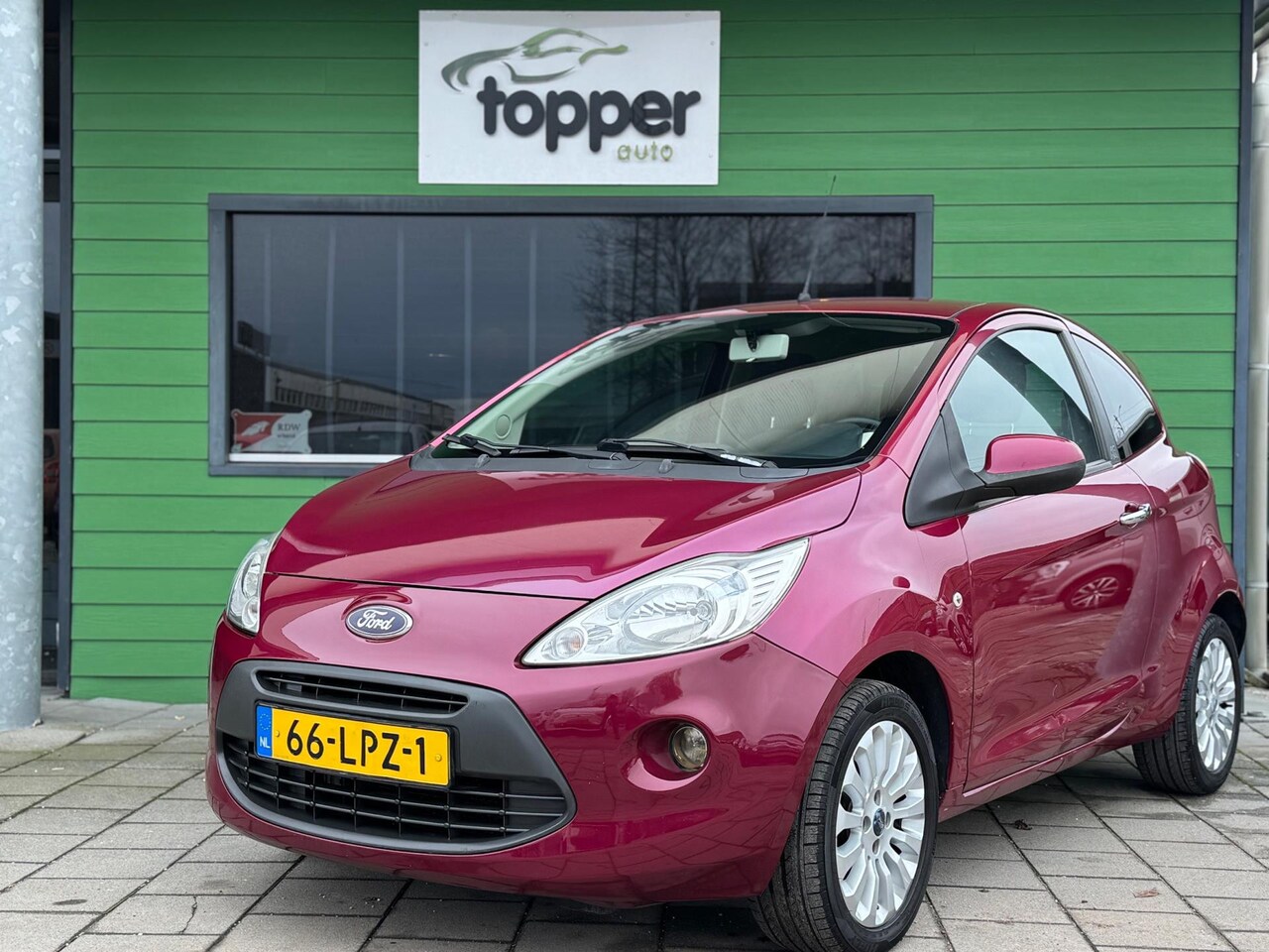 Ford Ka - 1.2 Titanium X / Airco / Elekt. Ramen / StoelVw./ - AutoWereld.nl