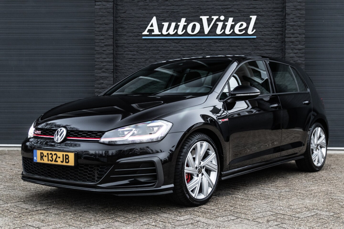 Volkswagen Golf - 2.0 TSI GTI Performance 245PK DSG-7 | Originele Staat | Volledige onderhoudshistorie | Vir - AutoWereld.nl